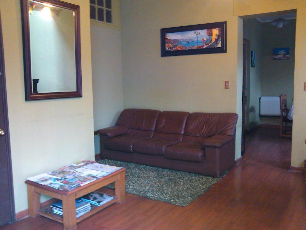 Hostal Barrio Italia Сантьяго Екстер'єр фото