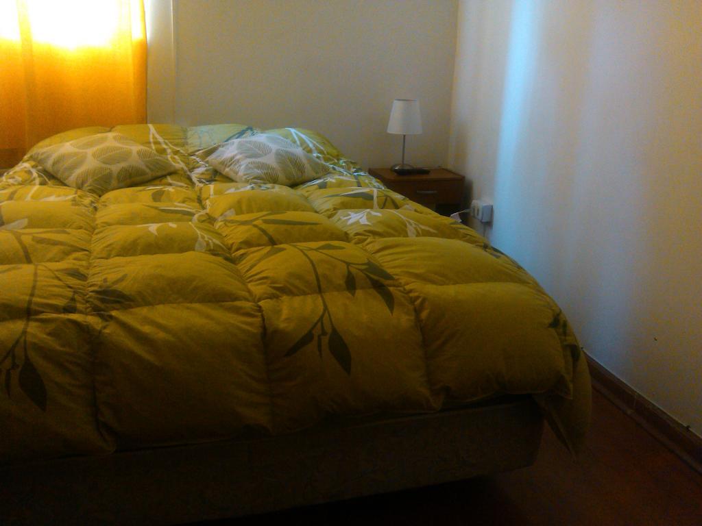 Hostal Barrio Italia Сантьяго Номер фото